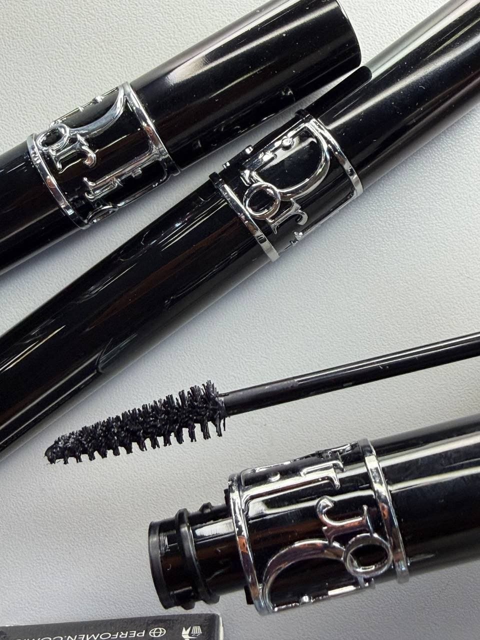 Водостійка туш Diorshow Iconic Overcurl Waterproof